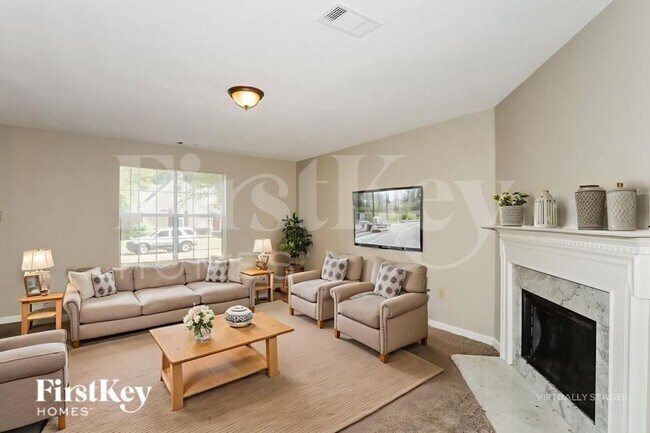 1809 Black Bear Cir W