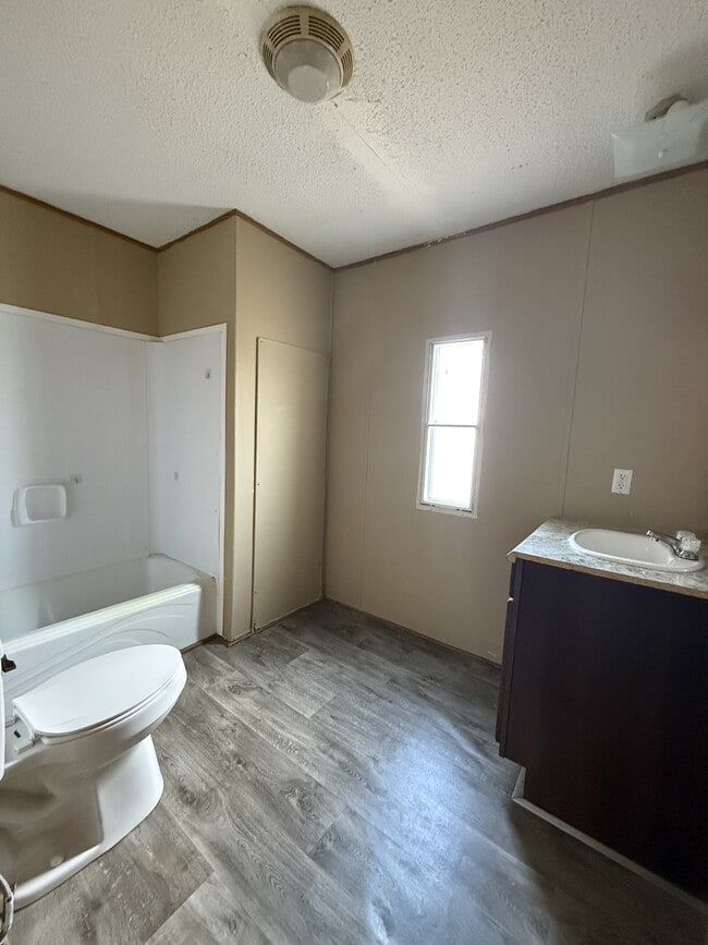 Photo - 125 Deer Creek Rd