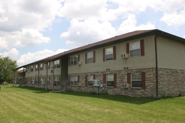 Kemper Manor Apartments - Kemper Manor Apartments