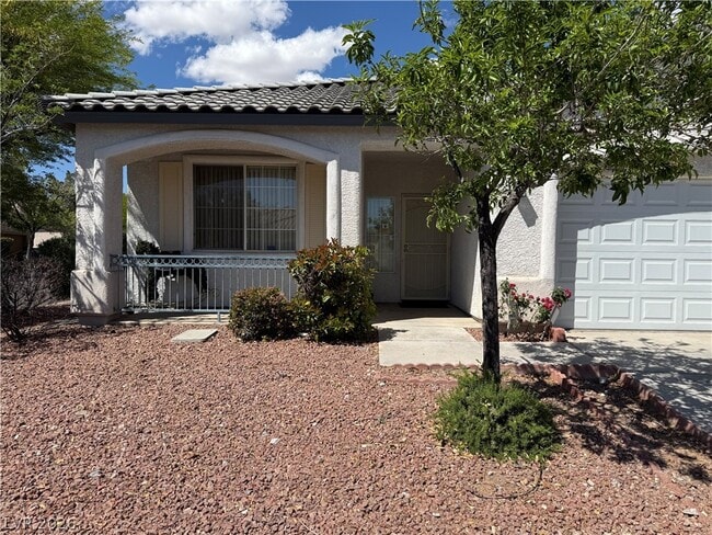 Photo - 3227 Cherum St