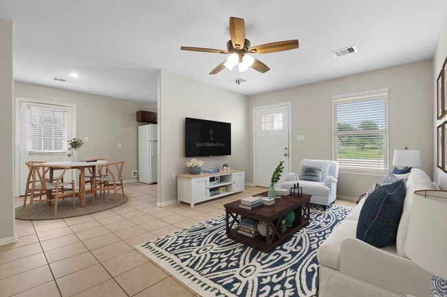 Photo - 155 S Bend Dr