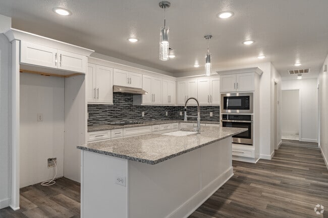 Interior Photo - Oak Tree Manor Duplexes Rental