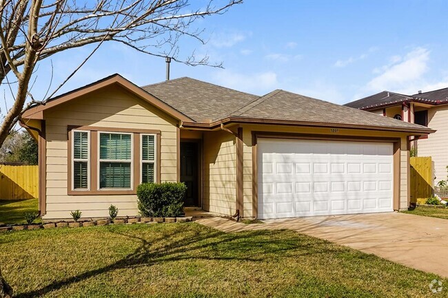 Building Photo - 5207 Riverwood Dr Rental