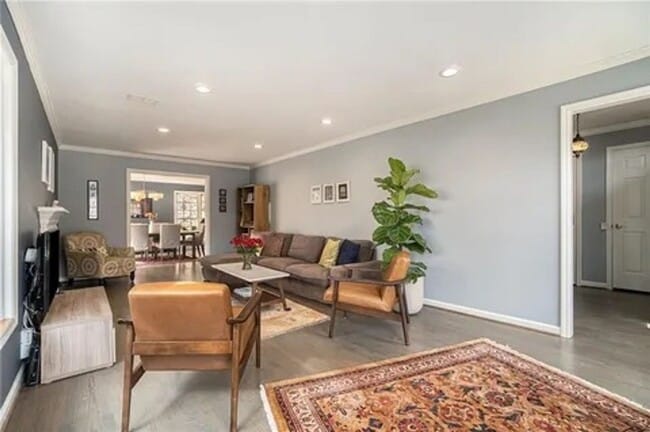 Photo - Charming 3bd/2.5bA Home Atlanta Near Emory & CDC w/ Private Fenced Yard in Cul-De-Sac!
