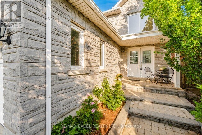 Photo - 202 Nahani Way