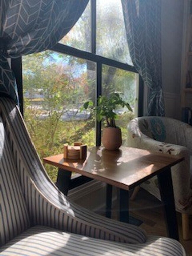 Building Photo - Hoosier Choice