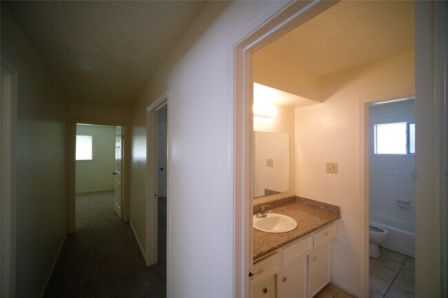 Photo - 12327 Shannon Hills Dr