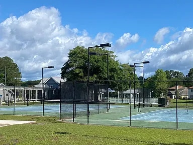 Photo - 400 Madison Ave