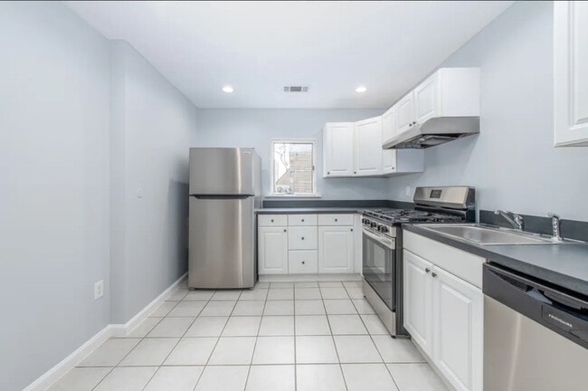 Photo - 1410 W Ritner St