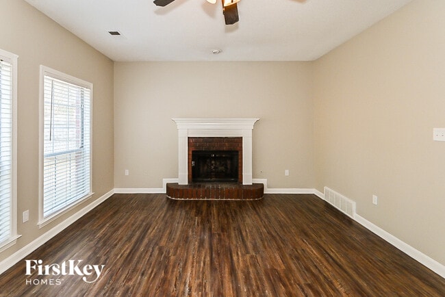 Photo - 8638 Bell Ridge Dr House