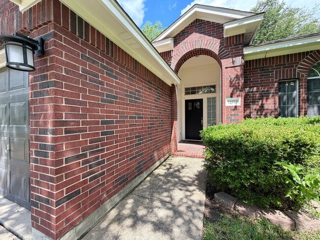 Photo - 12518 Zeller Ln