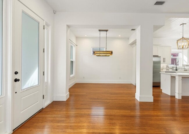 Photo - 214 E Floribraska Ave