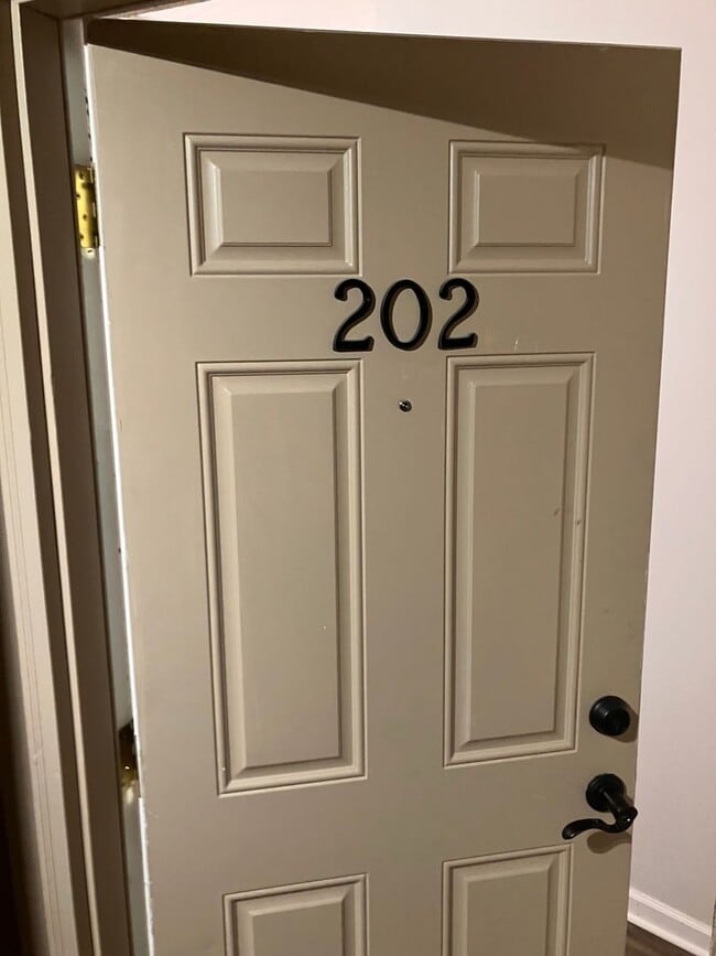 Photo - 111 N Spring St