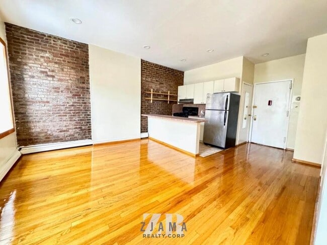 Building Photo - 2 bedroom in Brooklyn NY 11215 Unit 3R