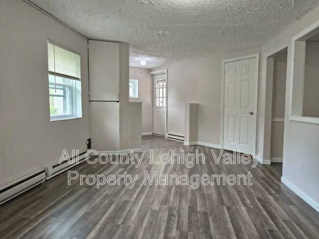 Photo - 80 Hillside Ave