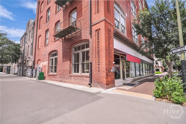 Photo - 101 Barnard St Unit 302