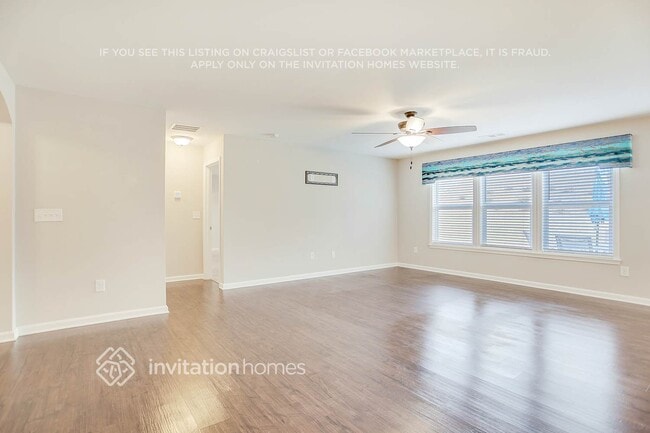 Photo - 351 Moonlit Trail