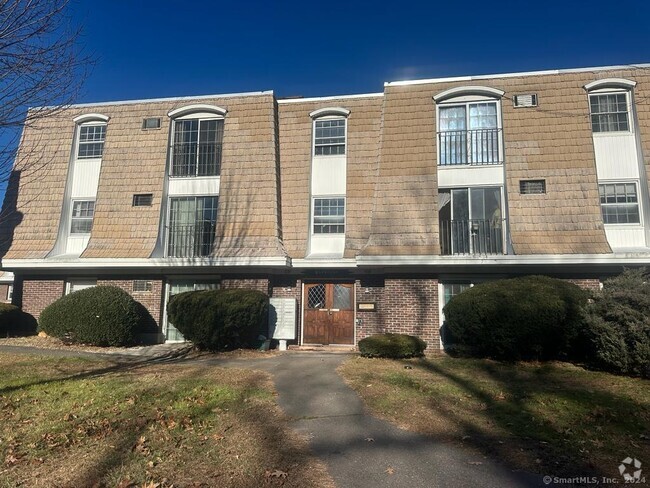 Building Photo - 1170 Middle Turnpike W Unit APT C2