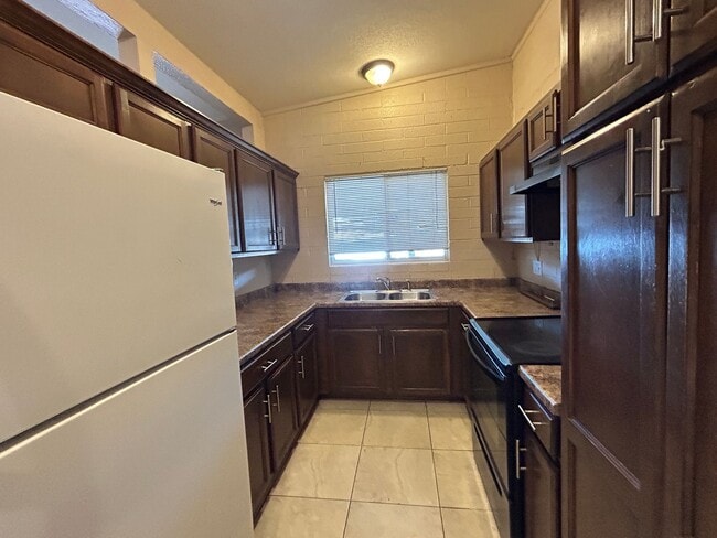 Photo - Well located 2 bedroom 1 bath