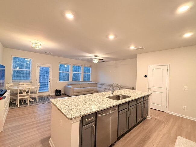 Photo - 257 Whitetail Cir