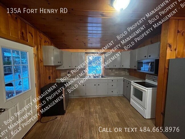 Photo - 135A Fort Henry Rd