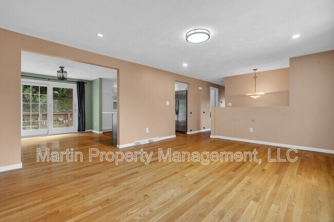 Photo - 7 Briarwood Rd