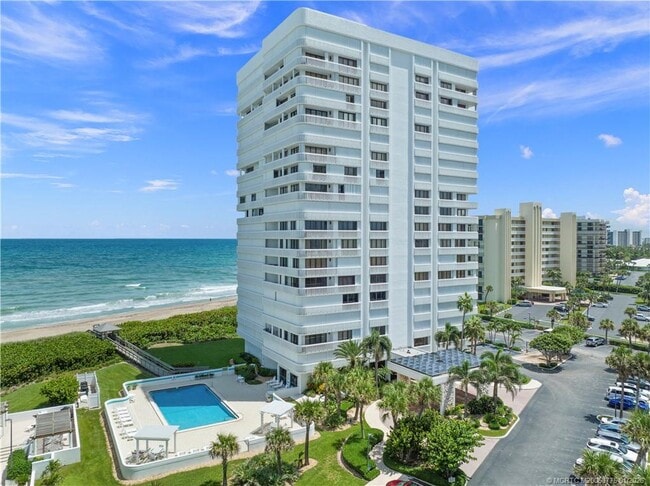 Building Photo - 9960 S Ocean Dr Unit Penthouse 4