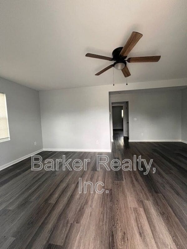 Photo - 1602-A Pender Street