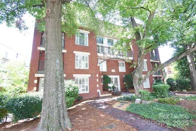 Building Photo - 416 Queens Rd Unit 3 Rental