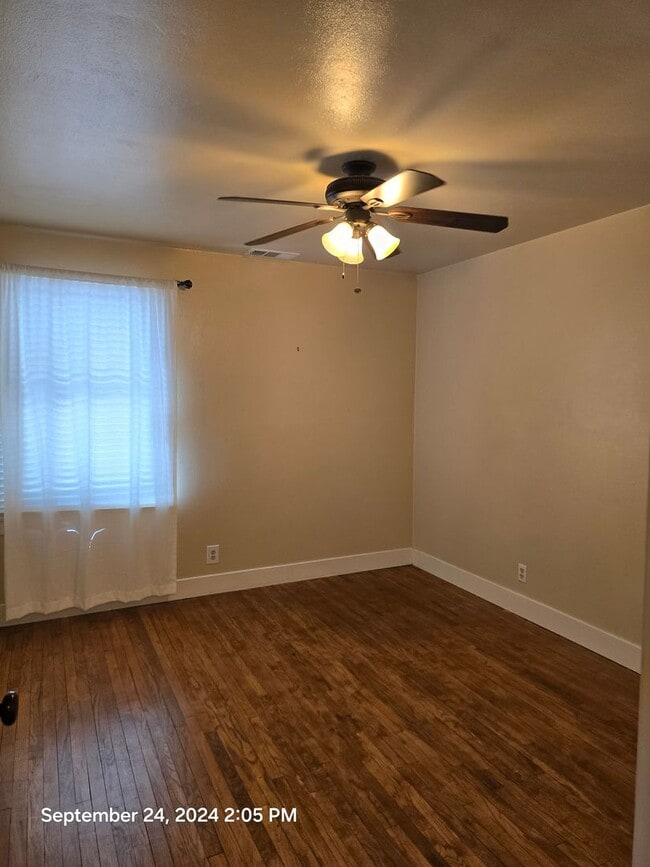 Photo - 2 bed 1 bath with bonus room
