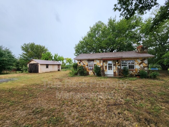 Building Photo - 18745 CR 3460 Rental