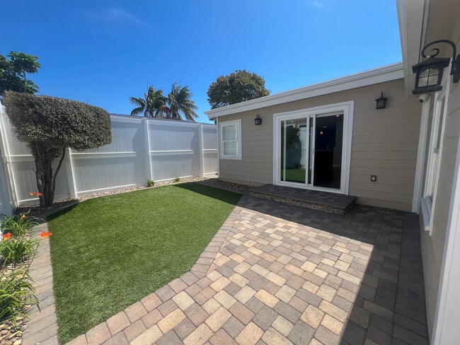 Photo - 1708 Chatsworth Blvd