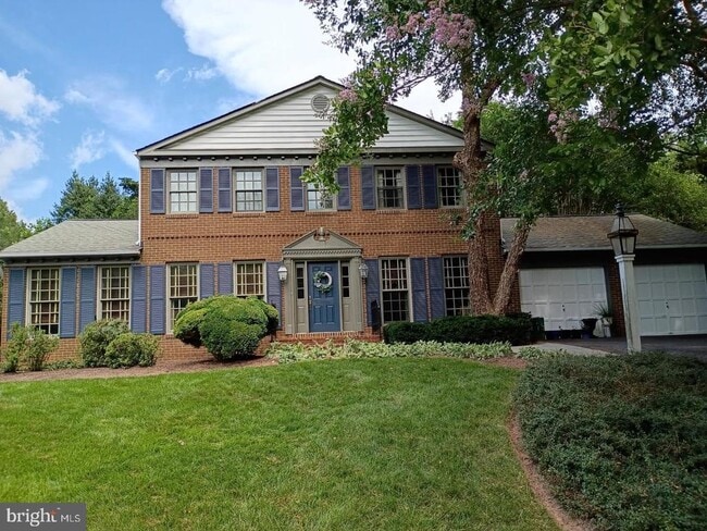 Photo - 1197 Meadow Green Ln