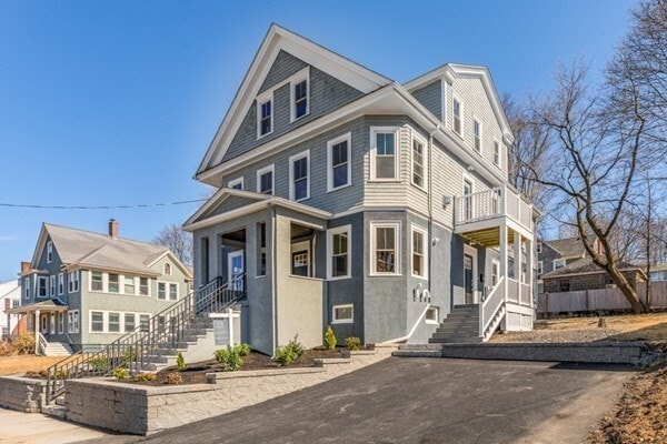 Building Photo - 107 Warren St Unit 107