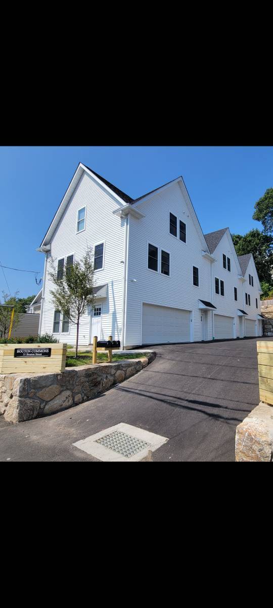 31 Bouton St