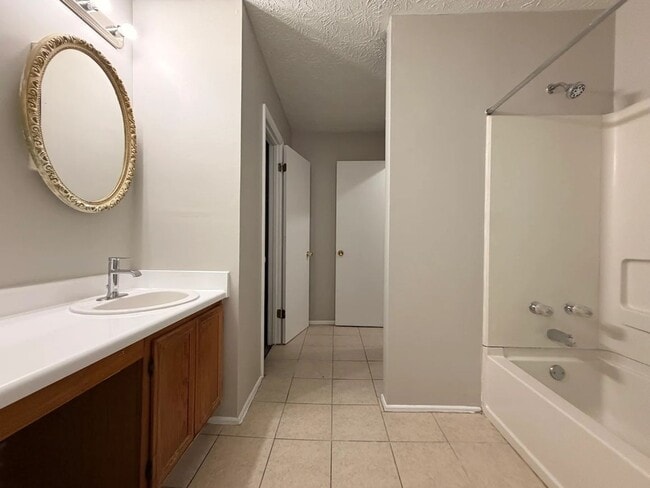 Photo - 3 bed 2 bath in Decatur!