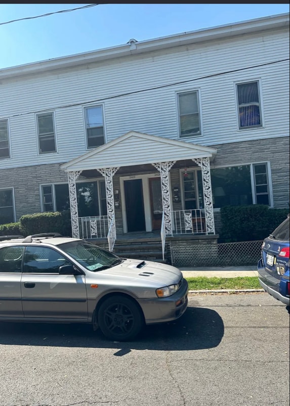 Photo - 2421 6th Ave