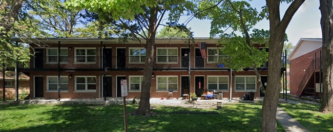 Building Photo - 1302 Silver St