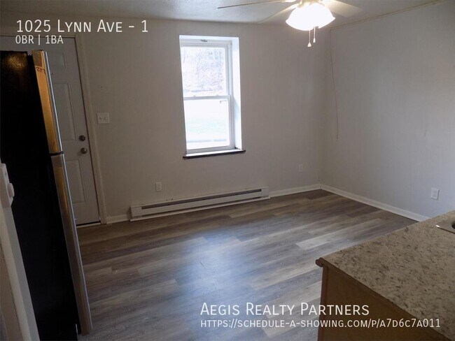 Photo - 1025 Lynn Ave Unit 1