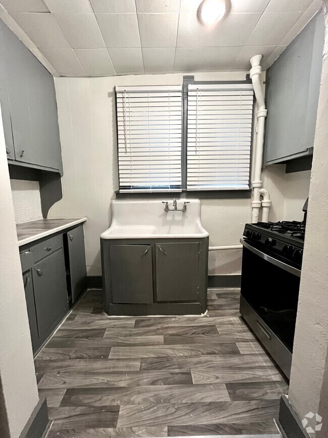 Building Photo - 1401 E Richwoods Blvd Unit 1 Rental