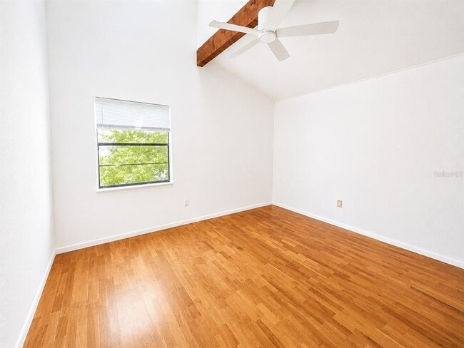 Photo - 60 Beachcomber Ln