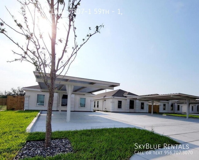 Building Photo - 7107 N 59th Ln Unit 1,