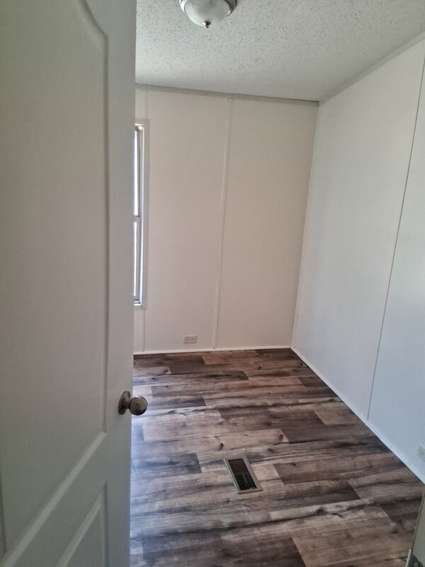 Photo - 94 Lone Pine Ln