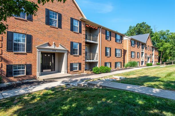 Sky Harbor Apartments - Sky Harbor Apartments