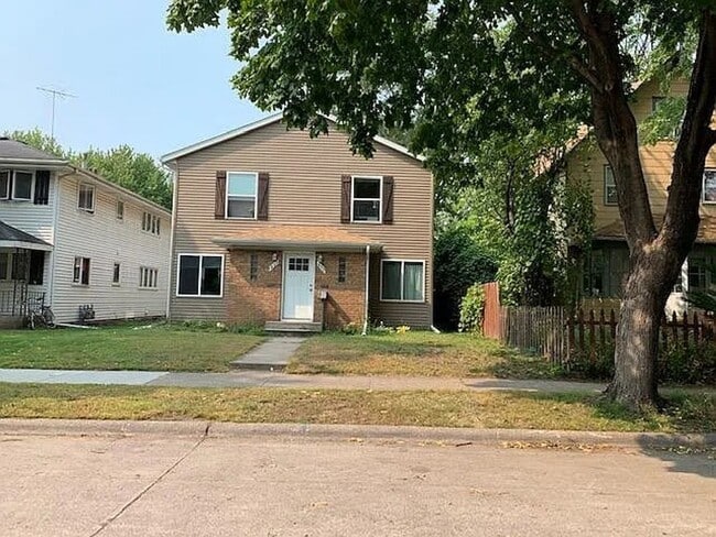 Building Photo - 857-859 23rd Ave SE, Minneapolis , MN 55414 (Duplex) Unit 857 23rd Ave SE