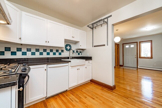 Photo - 21 Orchard St Unit 1