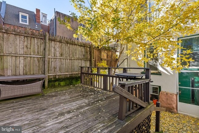 Building Photo - 787 S 3rd St Unit 1R