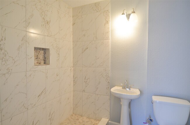 Photo - 103 Cosmos St Unidad 3