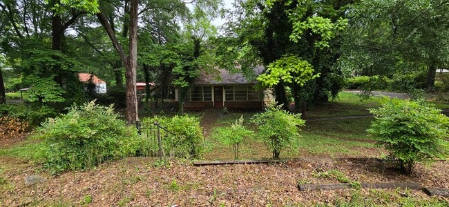 Photo - 205 Athens St House