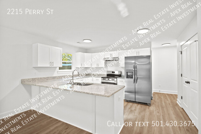 Photo - 2215 Perry St House
